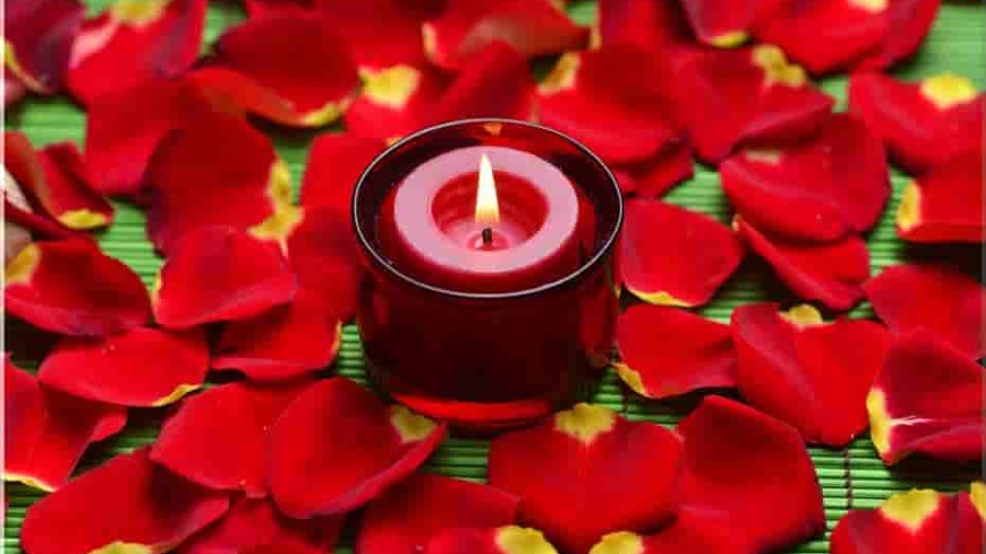 6 Red Candle Love Spells to Bring Back A Lover